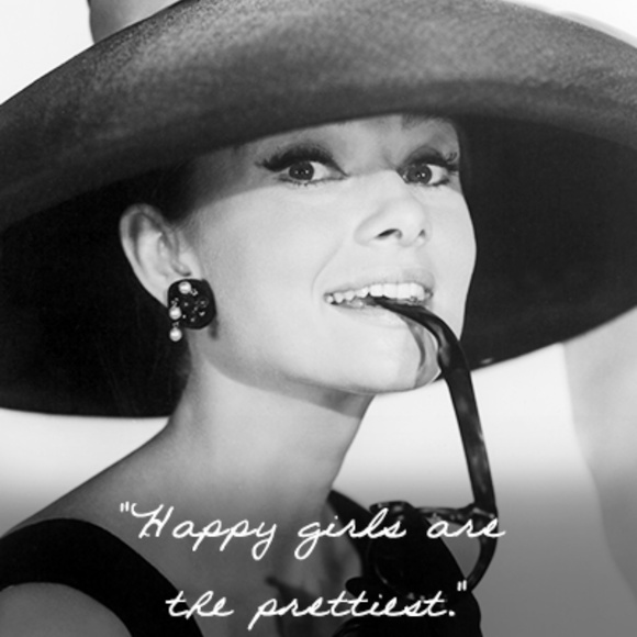 I’m Back! And Welcome To My Closet! - Picture 8 of 11